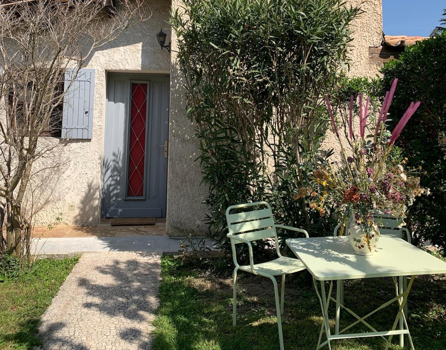 Gite La Loge 142 Route De Carpentras 84210 Venasque Exterior foto